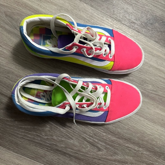 only warn maybe 5 times. *WILL CLEAN SHOES BEFORE SHIPPING* - Picture 2 of 6